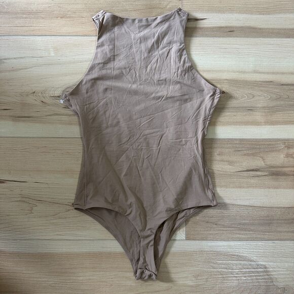 SKIMS Womens Size Medium High Neck Thong Bodysuit Ochre Tan NWOT - Picture 5 of 7